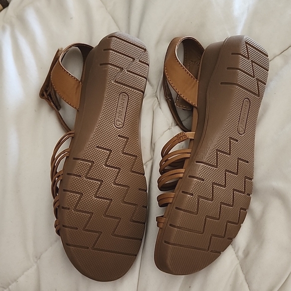 BareTraps Jamie sandals - Picture 3 of 4